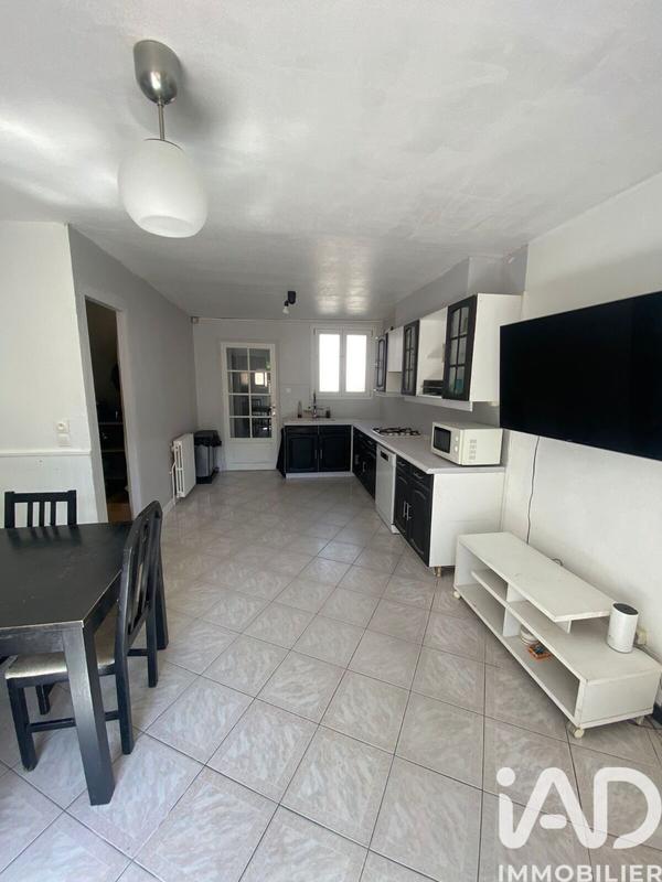 Maison - 89 m² - 6 pièces