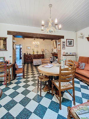 Maison - 175 m² - 7 pièces