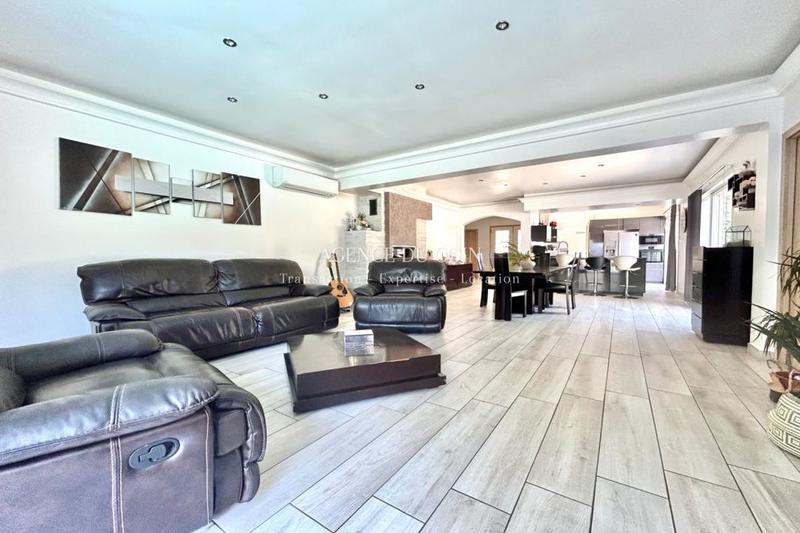 Maison d'architecte - 240 m² - 7 pièces