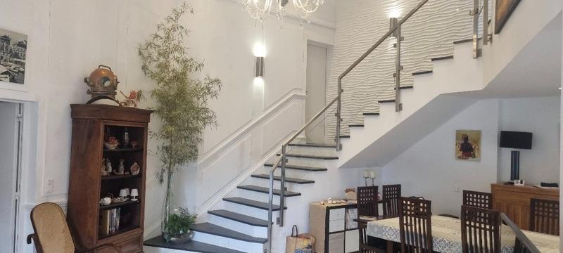 Villa - 205 m² - 5 pièces