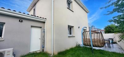 Villa - 100 m² - 4 pièces