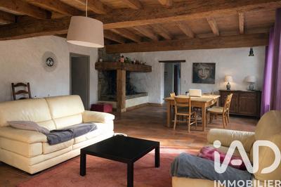 Maison - 206 m² - 7 pièces