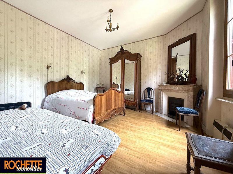 Maison traditionnelle - 81 m² - 4 pièces