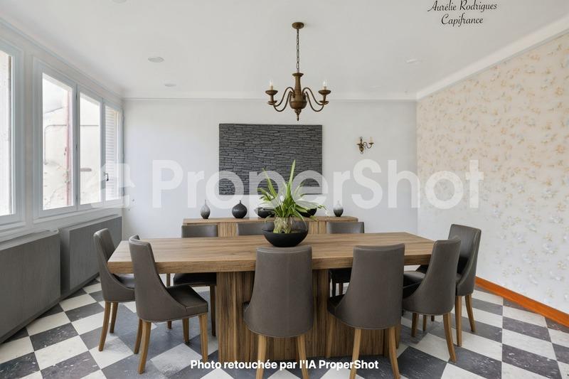 Maison - 190 m² - 7 pièces