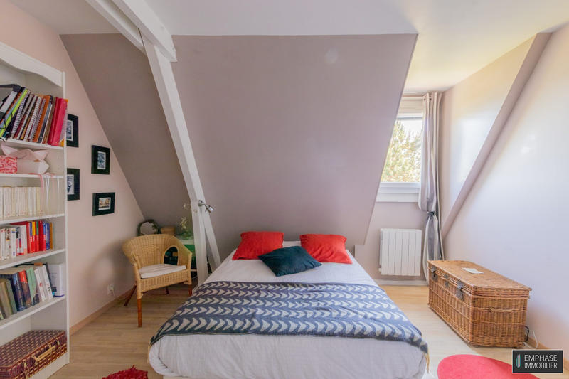 Maison contemporaine - 204 m² - 7 pièces