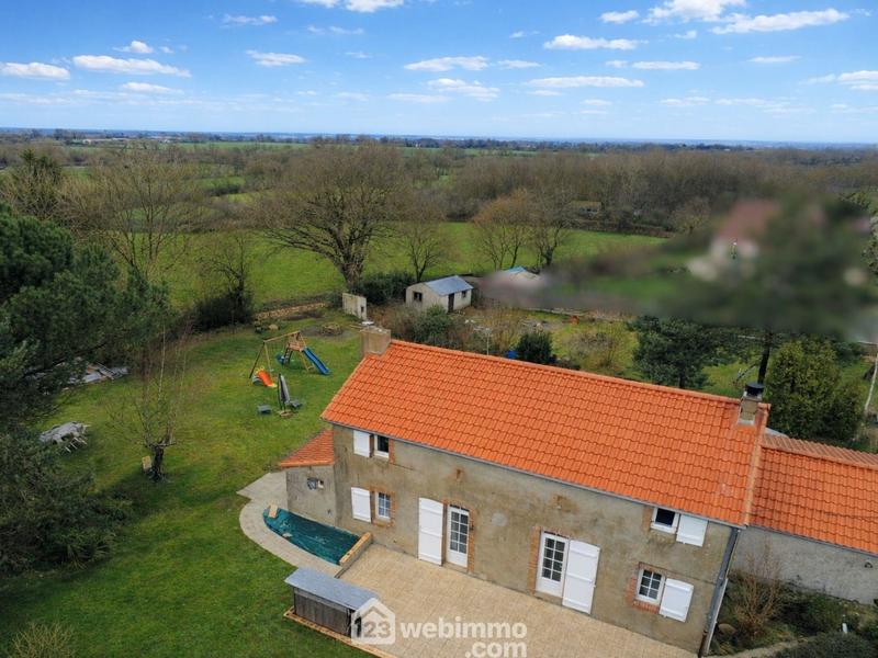 Maison - 126 m² - 5 pièces