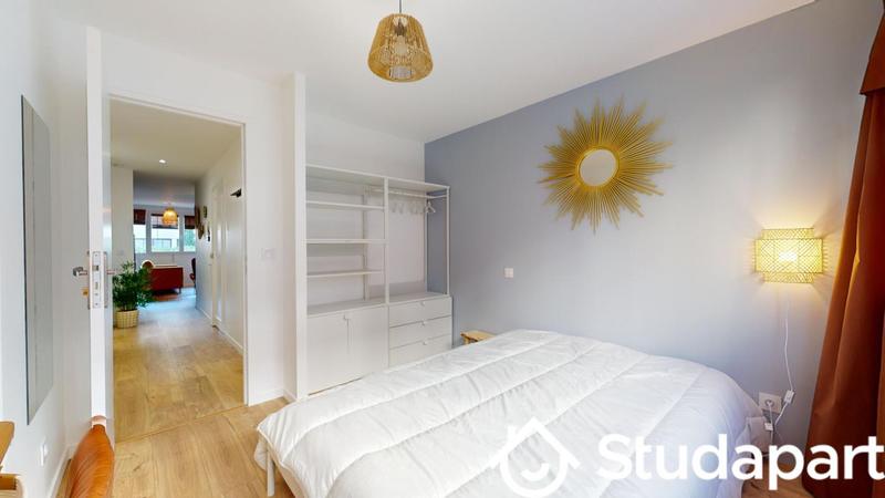 Chambre - 9 m² - 1 pièce