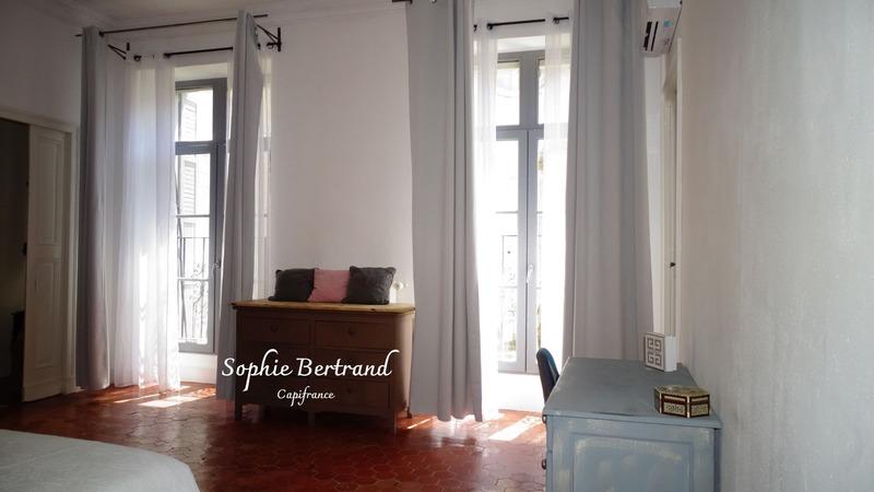 Maison bourgeoise - 260 m² - 7 pièces