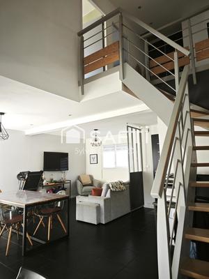 Maison - 110 m² - 6 pièces