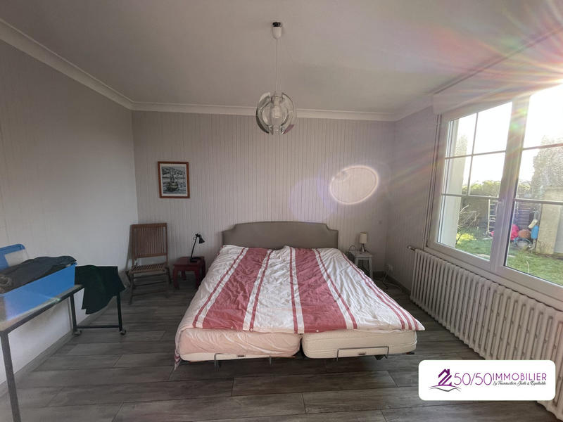 Maison - 184 m² - 9 pièces