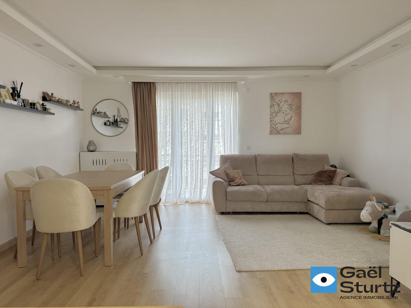 Appartement - 75 m² - 3 pièces