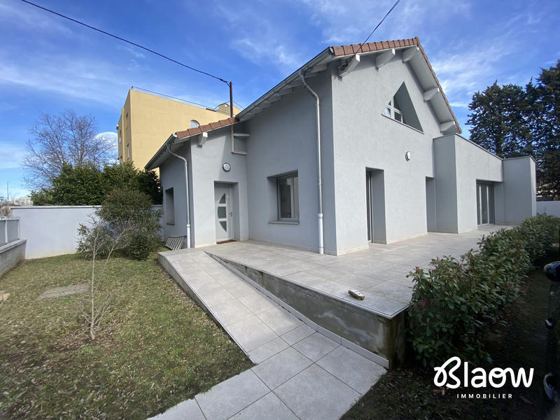 Maison - 141 m² - 5 pièces