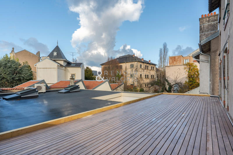 Appartement - 82 m² - 4 pièces