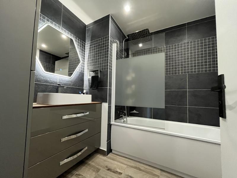 Appartement - 84 m² - 4 pièces