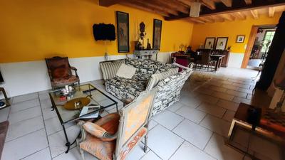 Maison - 222 m² - 6 pièces