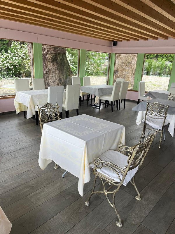 Local commercial - 437 m²