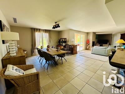 Maison - 146 m² - 5 pièces