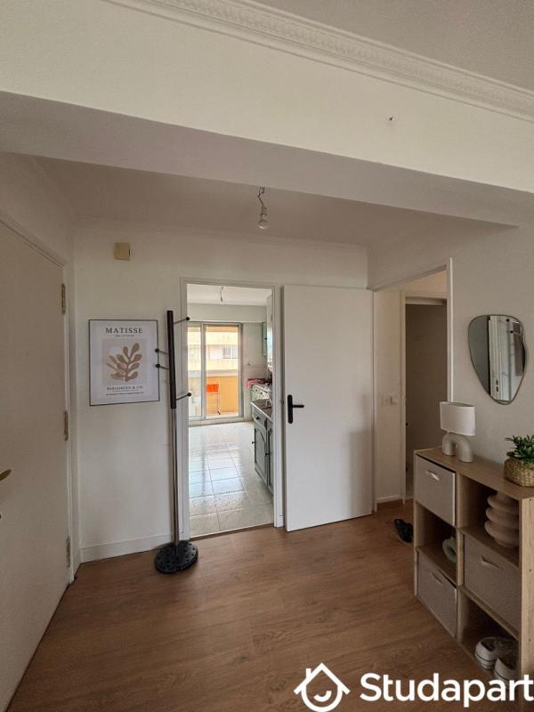 Chambre - 12 m² - 1 pièce