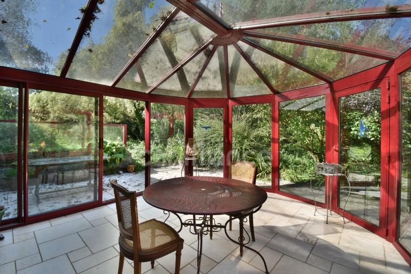 Maison - 190 m² - 8 pièces