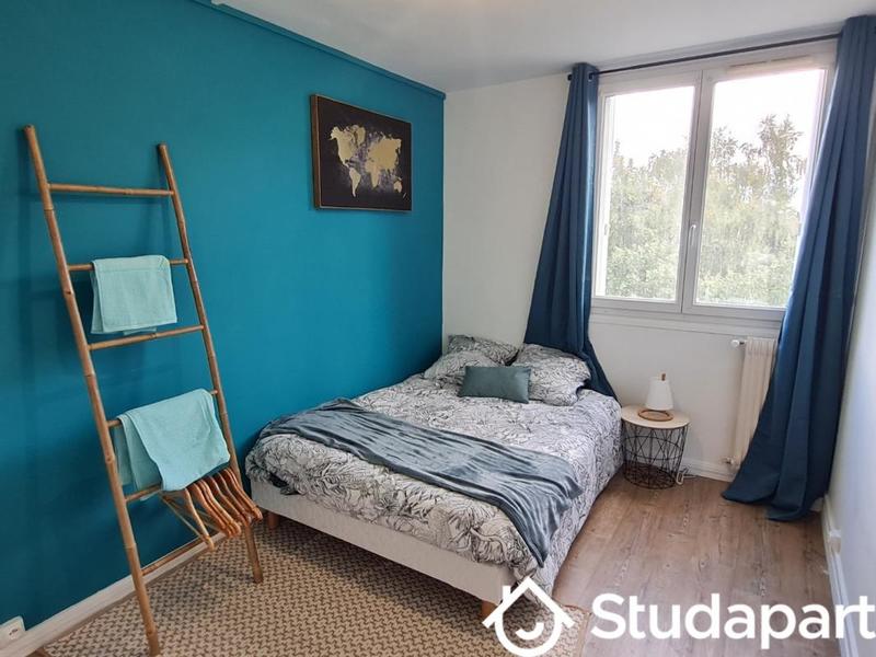 Chambre - 10 m² - 1 pièce