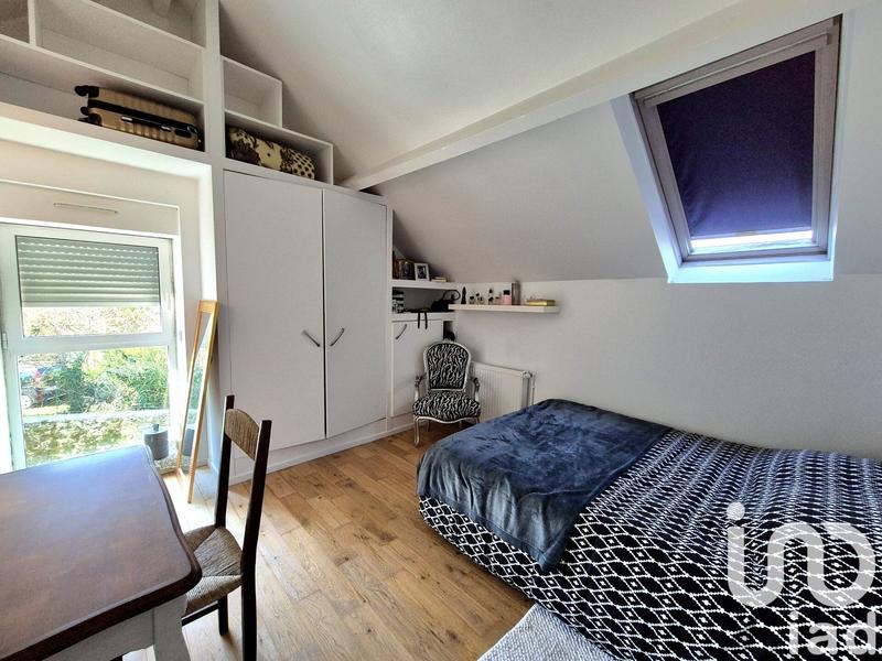 Maison - 265 m² - 10 pièces