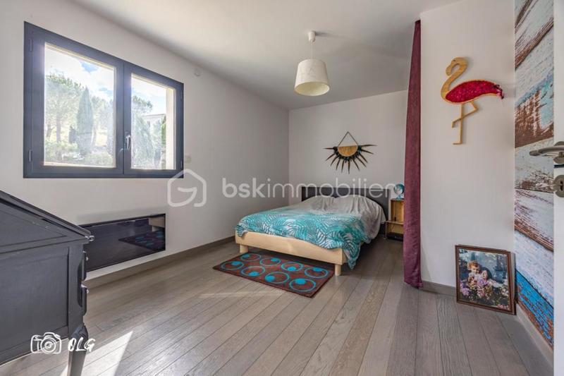 Maison - 208 m² - 6 pièces