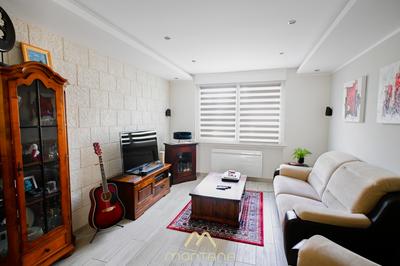 Maison - 147 m² - 5 pièces