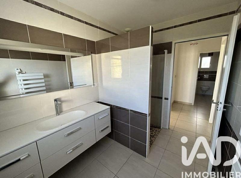 Maison - 95 m² - 4 pièces