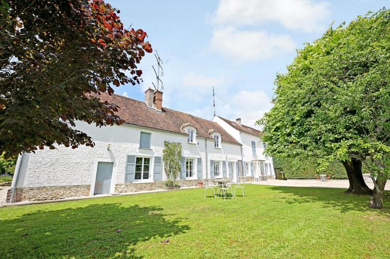 Maison - 350 m² - 7 pièces