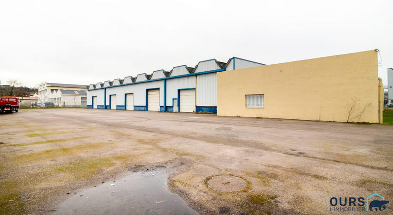 Local d'activités - 3 383 m²