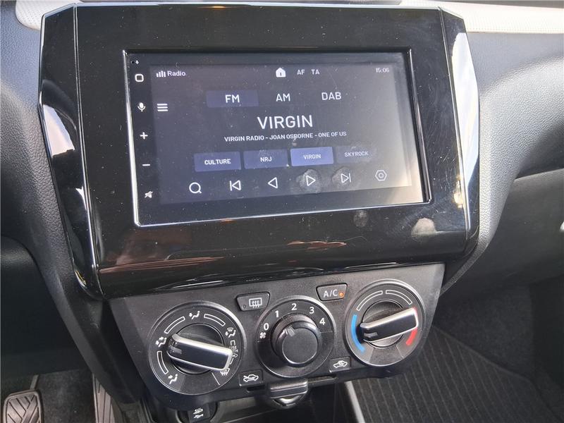 Suzuki Swift IV 1.2 Dualjet Hybrid Allgrip Privilège