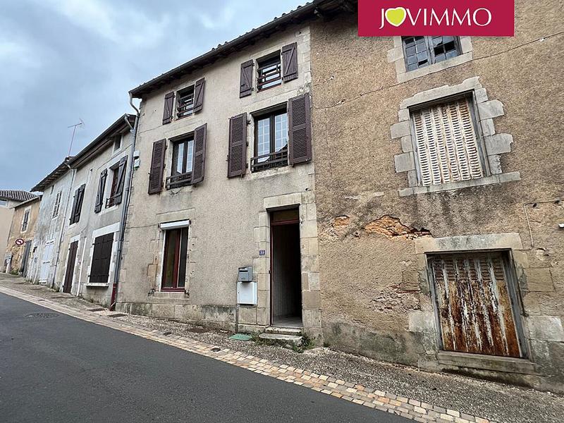 Maison - 137 m² - 6 pièces