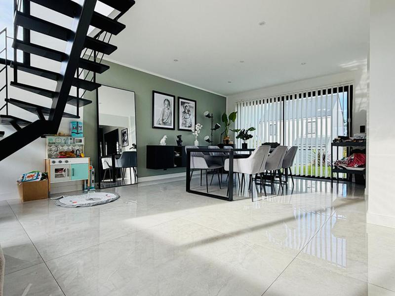 Maison d'architecte - 122 m² - 6 pièces