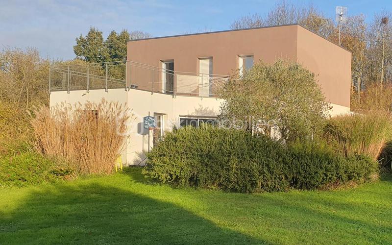 Maison - 130 m² - 6 pièces