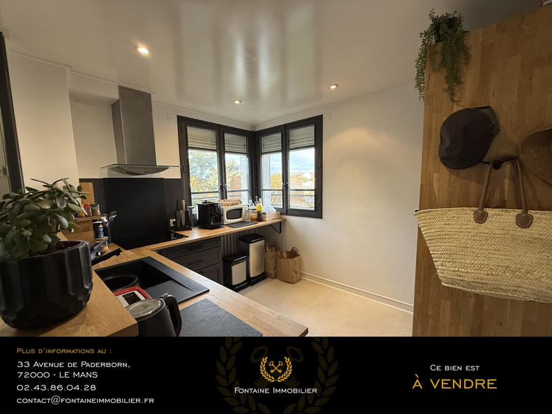 Maison - 91 m² - 5 pièces