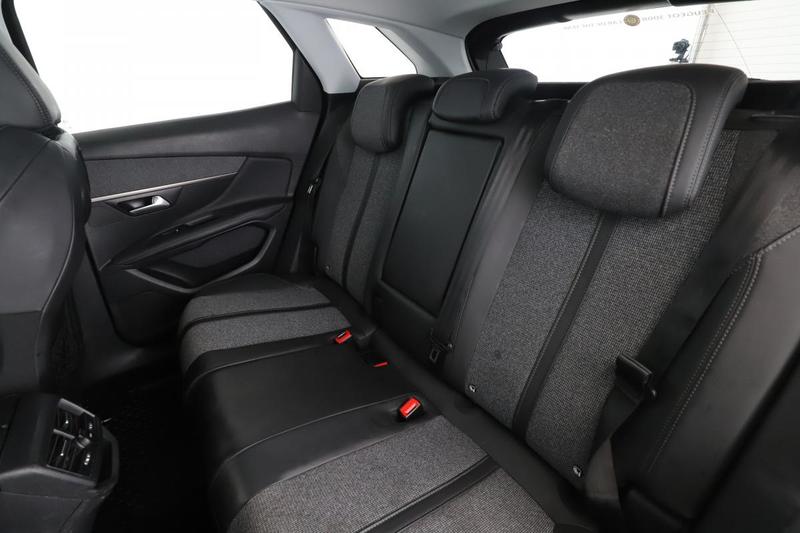 Peugeot 3008 1.2 PureTech Allure 130 ch