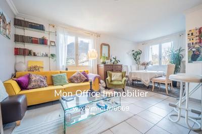 Appartement - 80 m² - 4 pièces