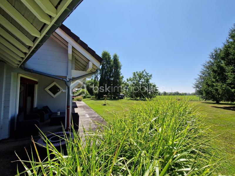 Châlet - 218 m² - 7 pièces