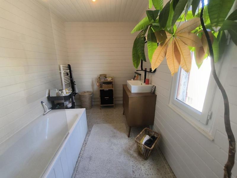 Maison de village - 273 m² - 10 pièces