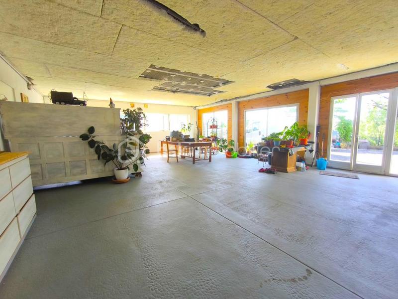 Propriété - 200 m² - 7 pièces