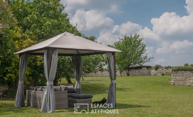 Maison - 260 m² - 9 pièces