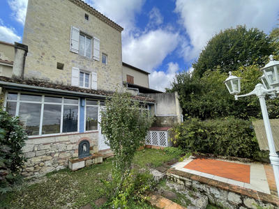 Maison de village - 147 m² - 4 pièces