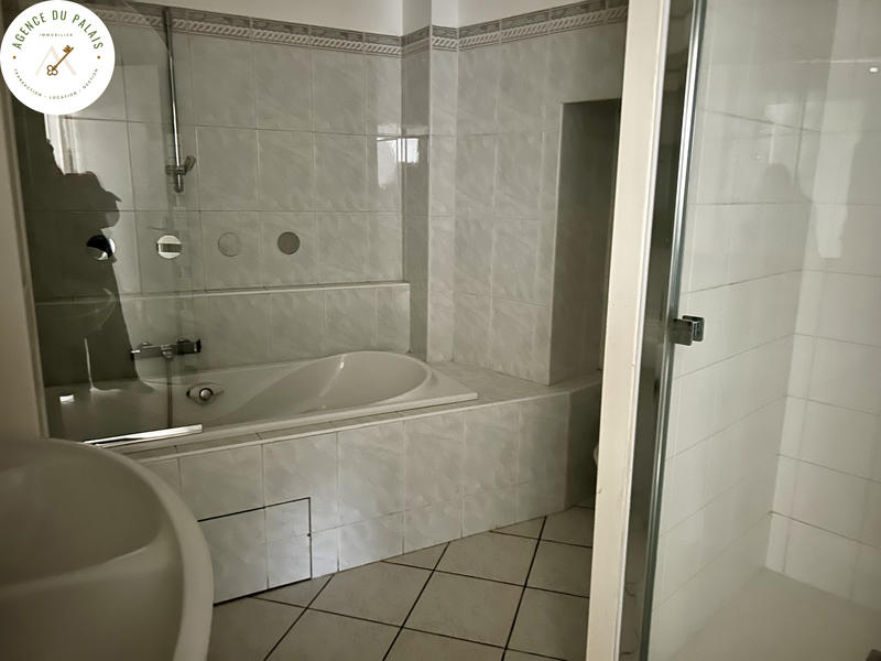 Appartement - 76 m² - 3 pièces