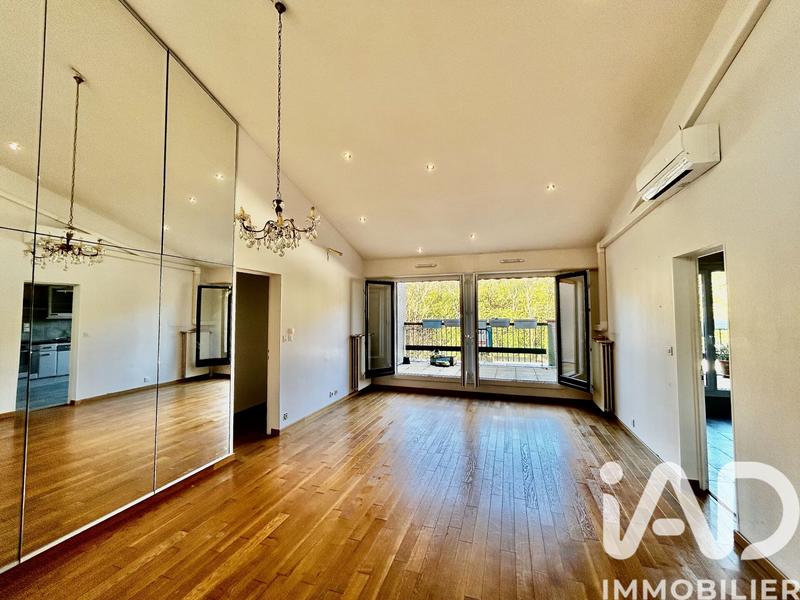 Duplex - 101 m² - 4 pièces