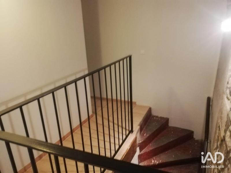 Local commercial - 242 m²