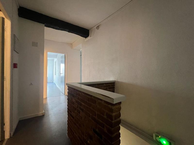 Local commercial - 130 m² - 6 pièces