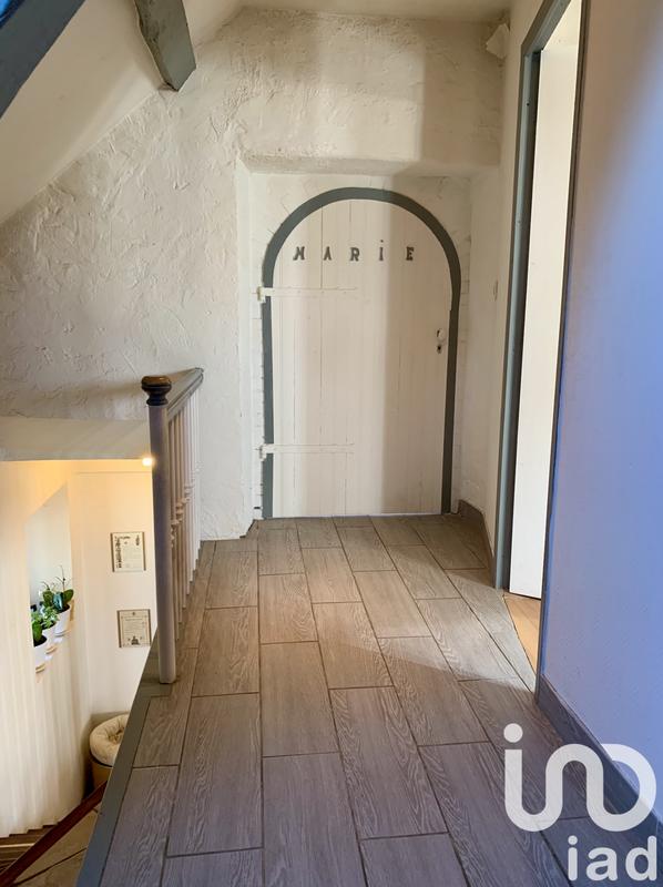 Maison - 300 m² - 11 pièces