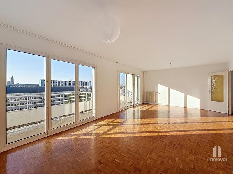 Appartement - 93 m² - 4 pièces