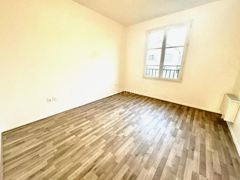 Maison - 94 m² - 5 pièces