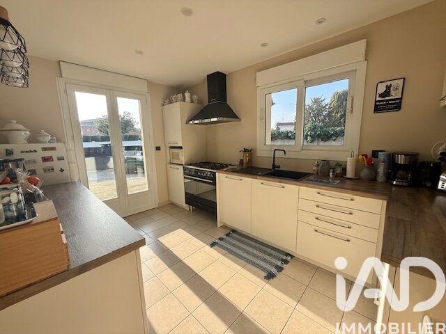 Maison - 120 m² - 5 pièces